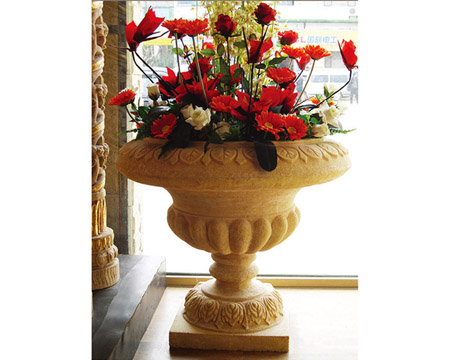 Flowerpots & Urns