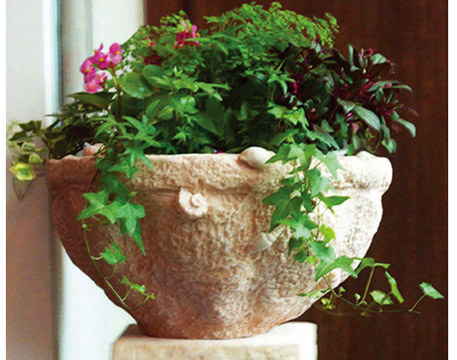 Flowerpots & Urns